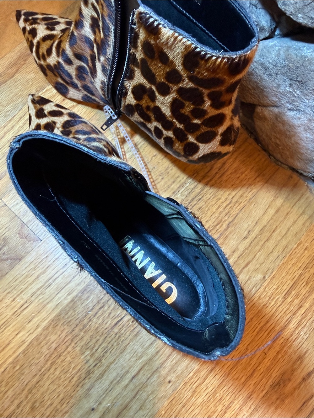 Gianni Bini Women Size 6 Georgina Leopard Print Calf Hair Kitten Heel Booties - Picture 4 of 8